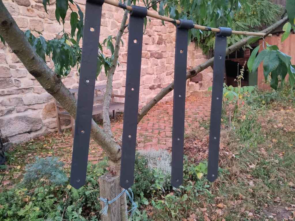 LADENBAENDER STREICHEN