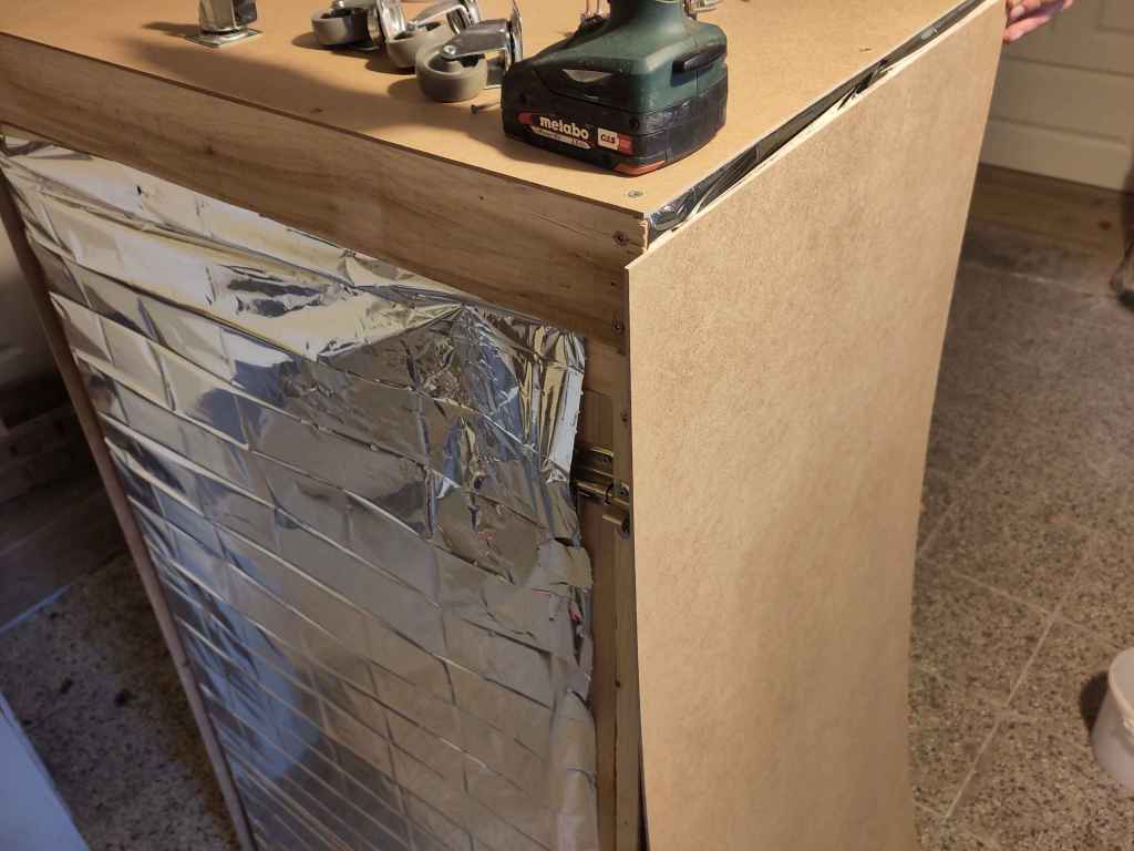 AUSSENWAENDE VERKLEIDEN