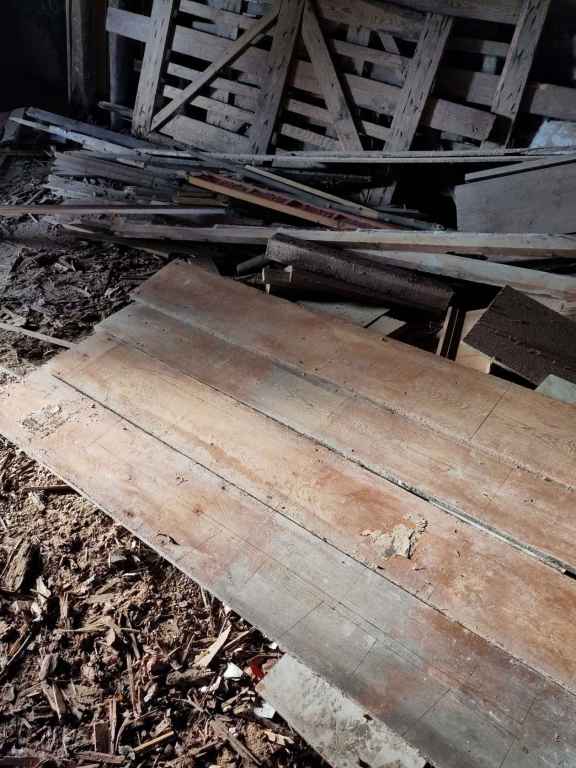 ALTE DIELEN ZUSAEGEN