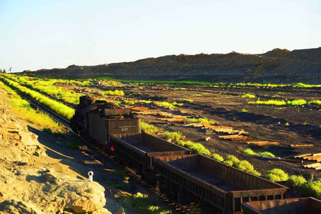 Ausfahrt aus dem Tagebau