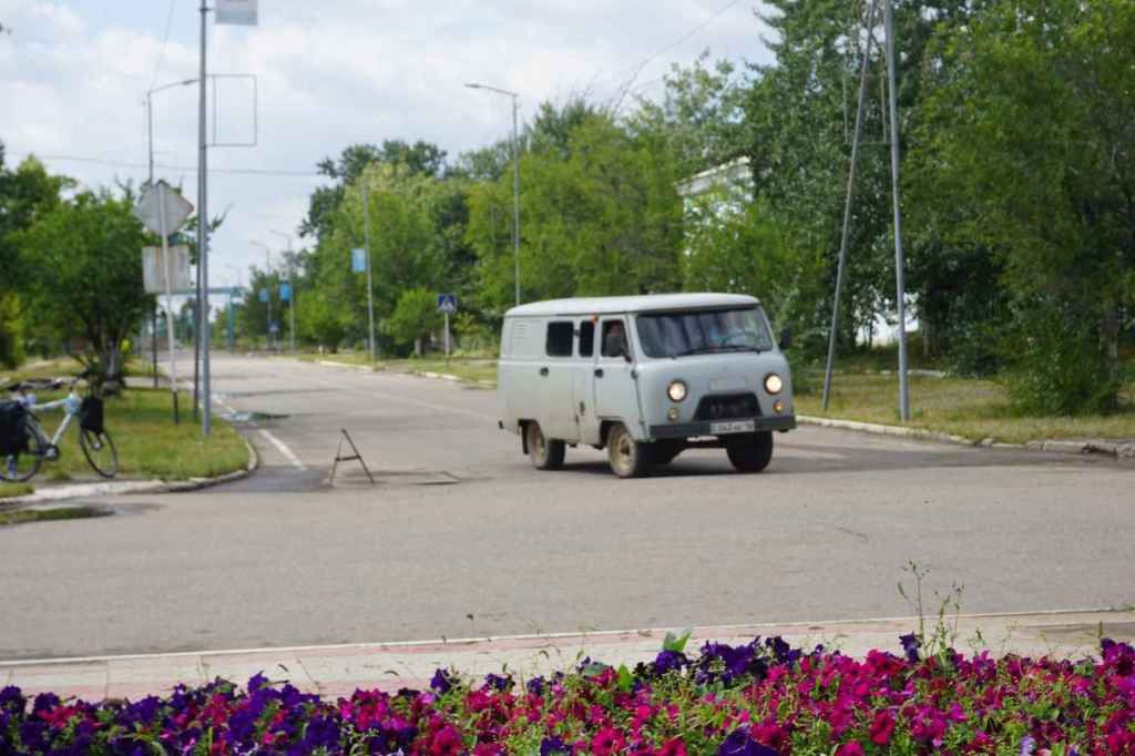 Kurtschatow Polizeiauto