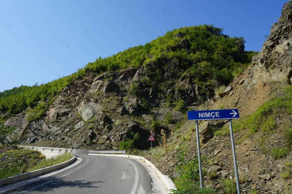 Ortsschild von Nimçe