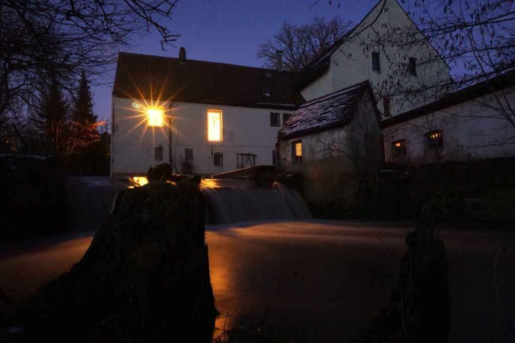 Niederndorfer Mühle bei Nacht