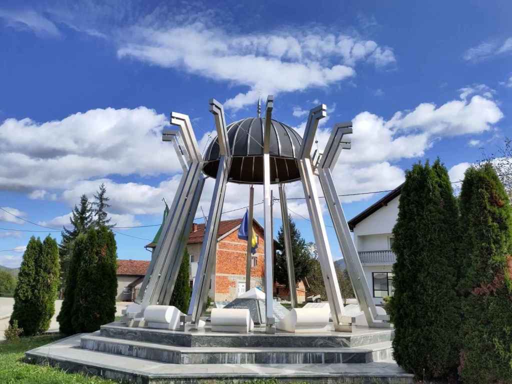 Šehidima Kriegsdenkmal