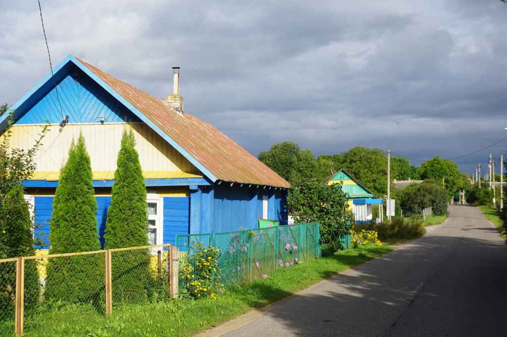 Dorfstraße Von Yakovichi