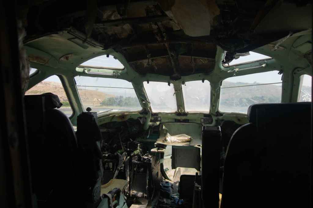 Tu-134 Cockpit