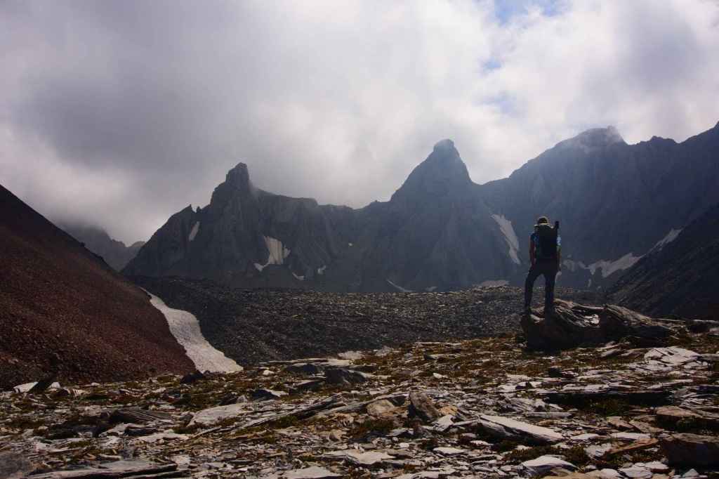 Pass zwischen den Khorisar-Pässen