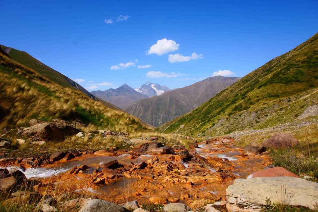 Rote Mineralwasserquelle
