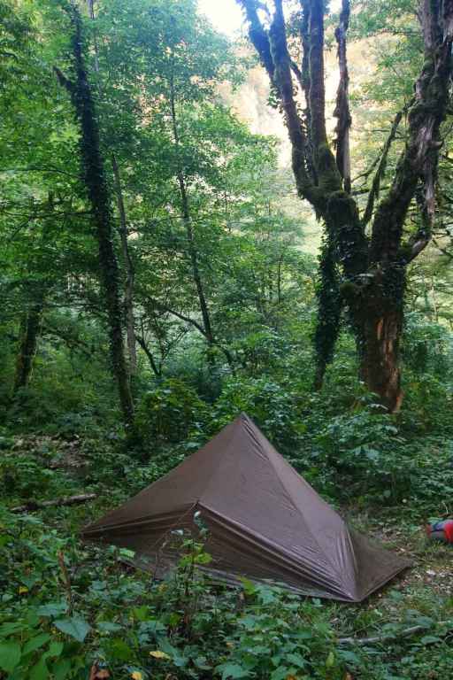 Zelten am Abasha-Bach