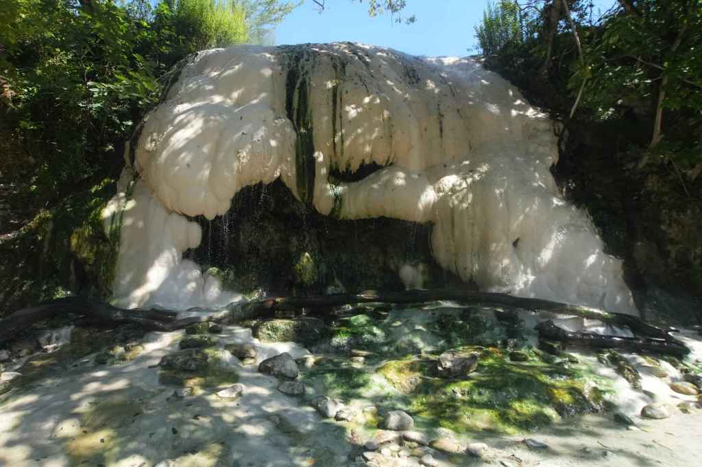 Nokalakevi Schwefelquelle