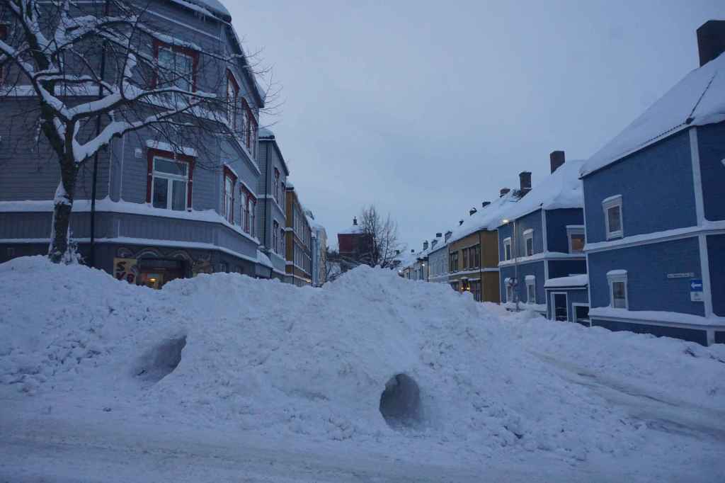 Tunnel Für Kinder Im Schneehaufen