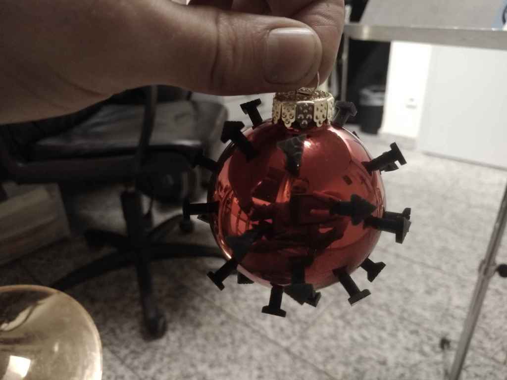 CORONA CHRISTBAUMKUGEL