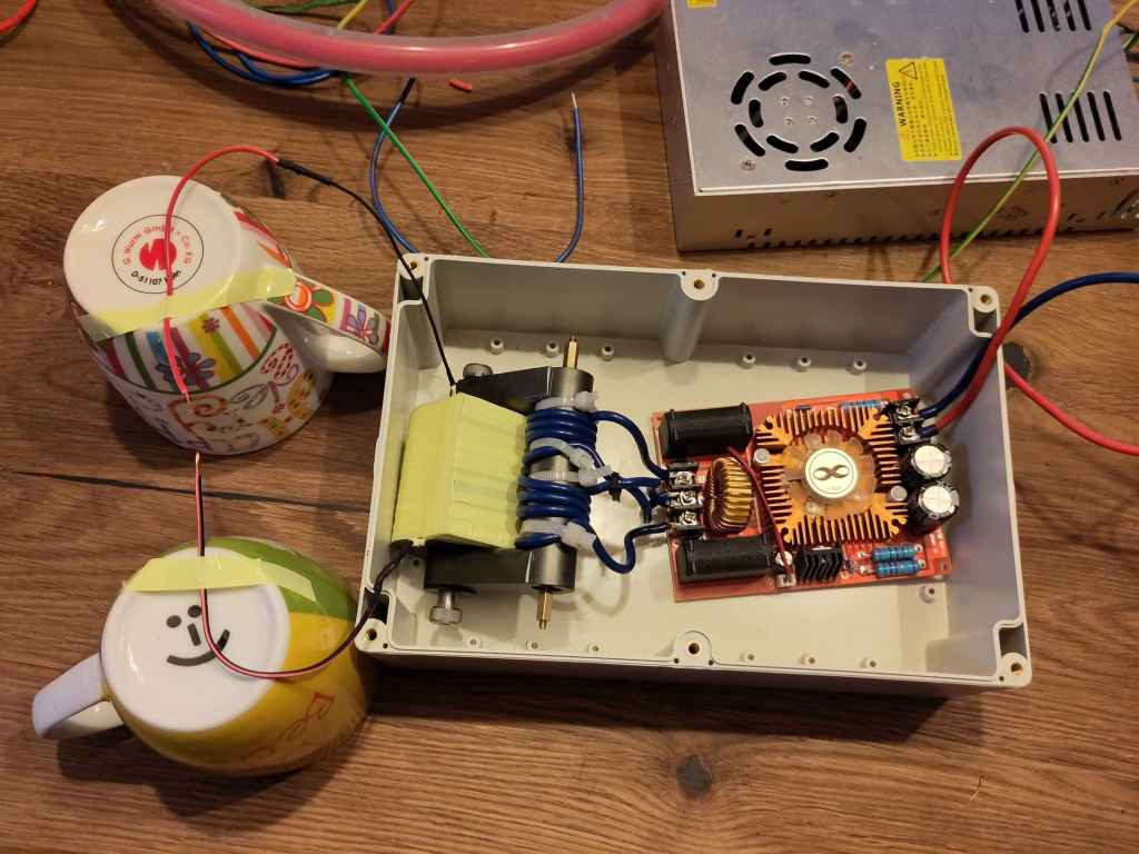 TREIBER UND ZEILENTRAFO