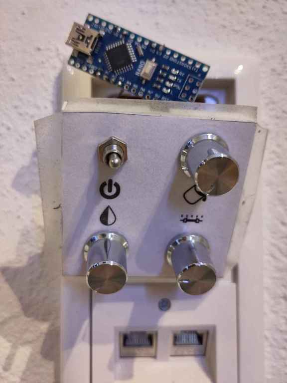 LICHTSCHALTER MIT ARDUINO UNO