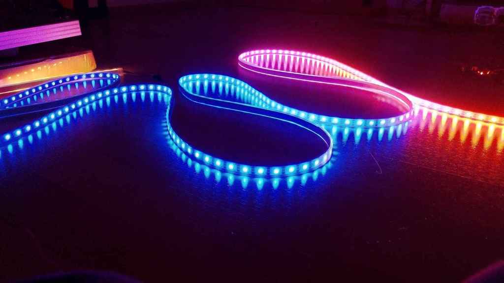 60 RGB LED STRIP 5M