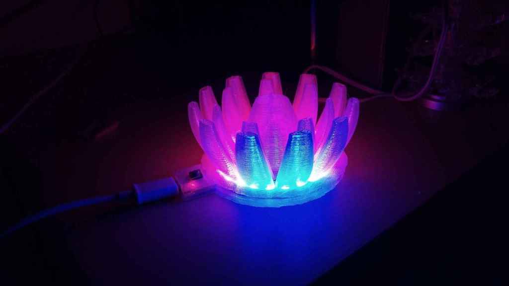 LOTUS LAMP RGB