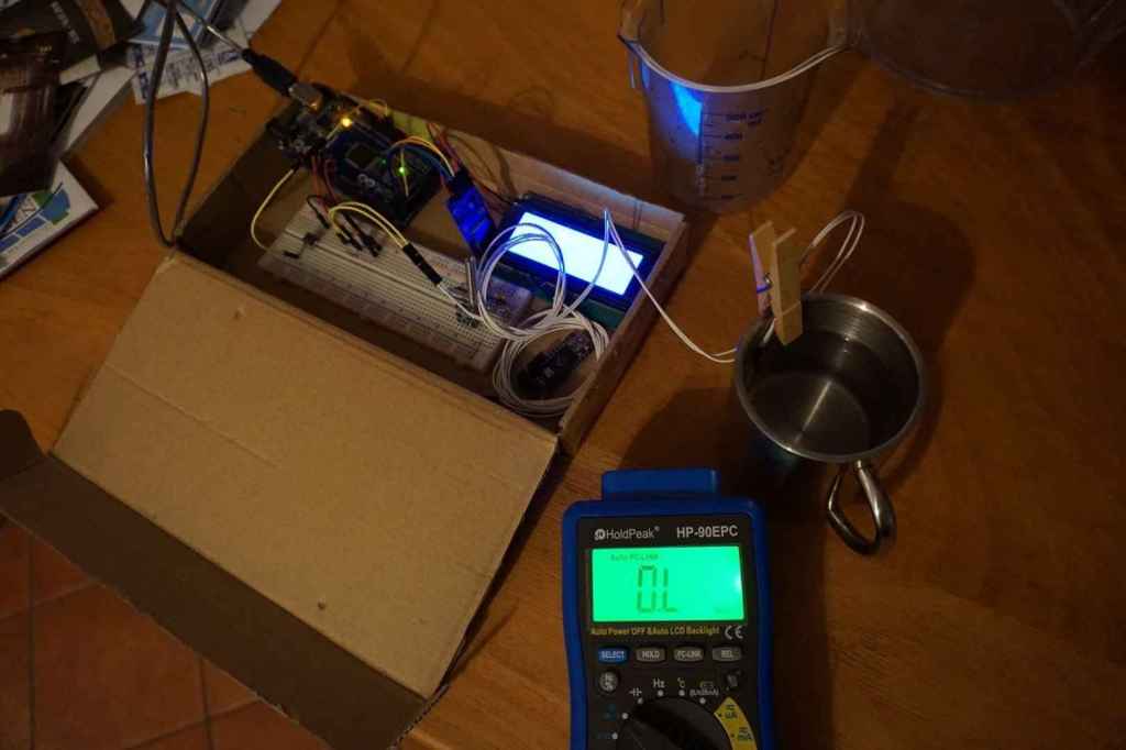 VERSUCHSAUFBAU TEMPERATURMESSUNG